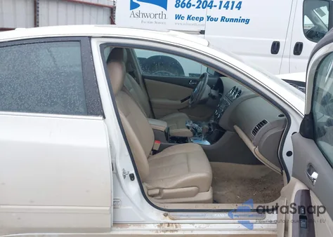 2011 Nissan Altima 2.5 S z USA, uszkodzony, nr VIN 1N4AL2AP1BN425113